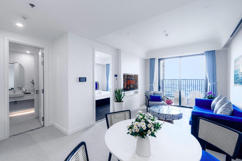 1 Bedroom City View