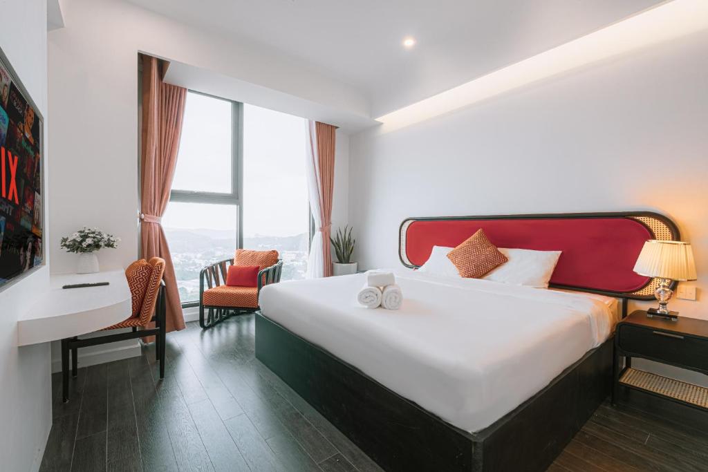 2 Bedroom City View