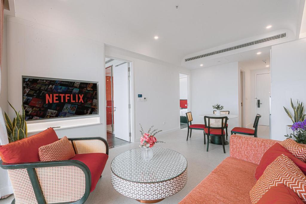 2 Bedroom City View