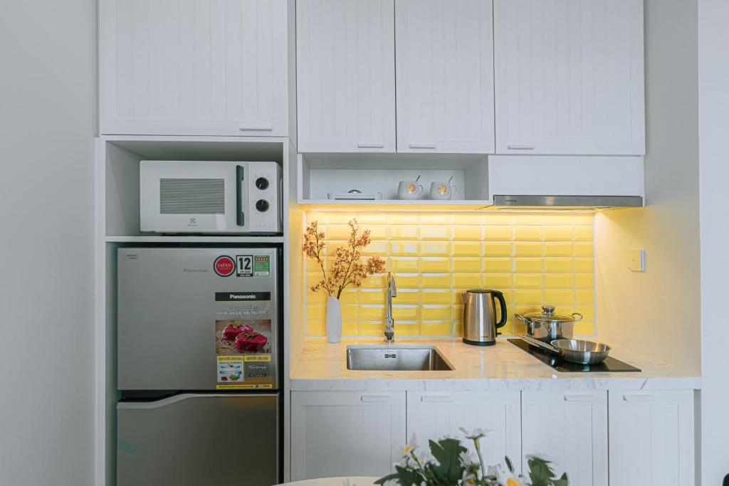 Nhà bếp/bếp nhỏ tại Sole Casa Phu Quoc