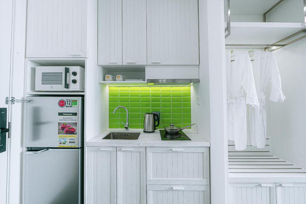 Nhà bếp/bếp nhỏ tại Sole Casa Phu Quoc