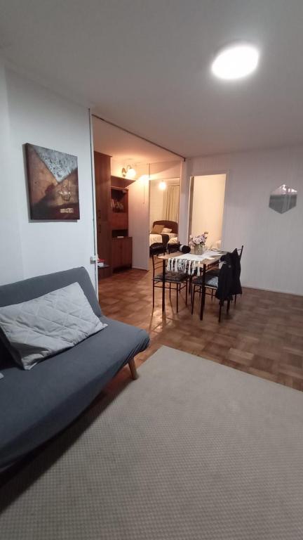 Χώρος καθιστικού στο APARTAMENTO In HOUSE ALAMEDA