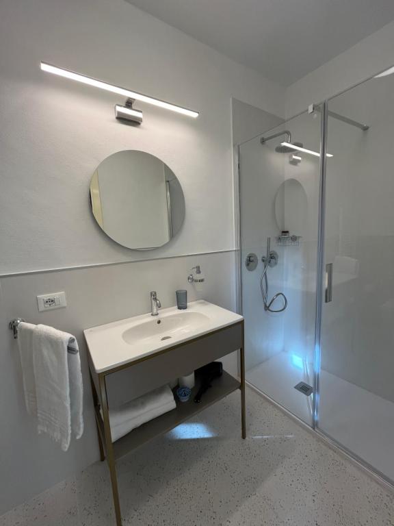 Koupelna v ubytování Hotel Duca D'Aosta