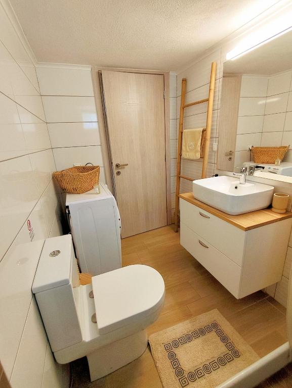 Koupelna v ubytování Villa Eftychia