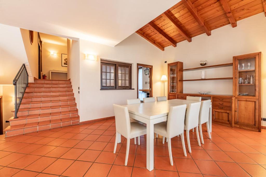 Fotografie z fotogalerie ubytování Villa Principessa - Stunning Villa with Panoramic Lake Como Views v destinaci Cremia