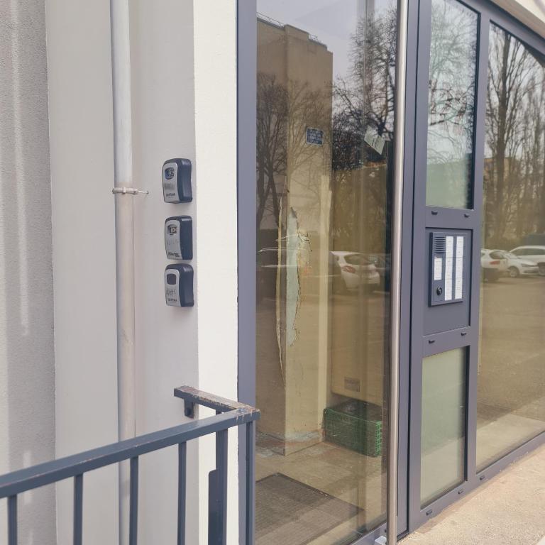 Studio KAAN avec terasse 5mn Basel Airport – photo 14