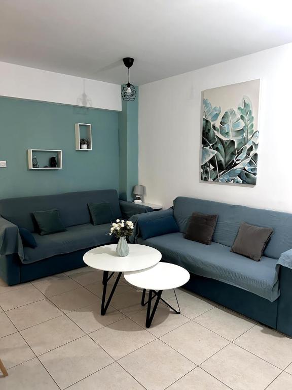 Modern Holiday Appartment With Pool