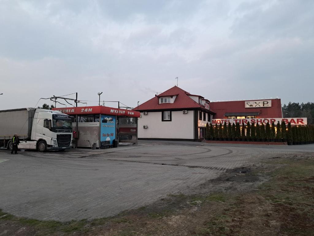 Budova, kde se penzion – hostinec nachází