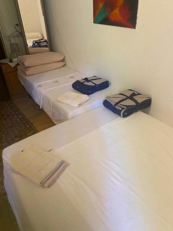 Postel nebo postele na pokoji v ubytování B&B LOKEV Sezana