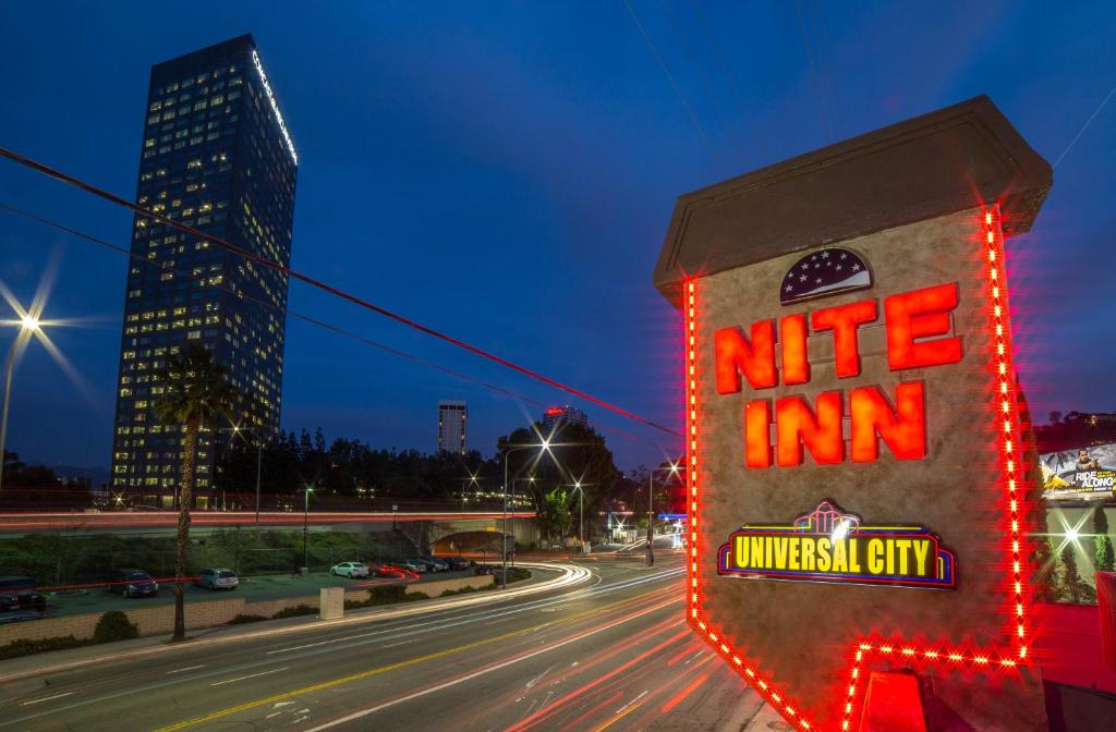 Nite Inn at Universal City - Walking Distance to Universal Studios Hollywood photo