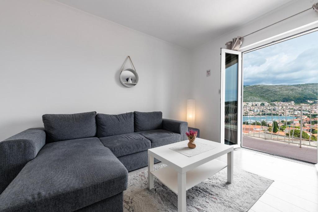 Posedenie v ubytovaní Apartment Mirna