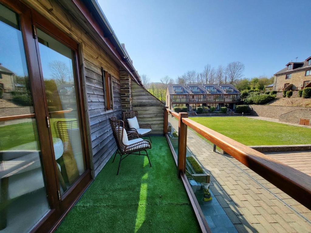 Κήπος έξω από το Luxury Dog Friendly Cottage - Golf & Spa Breaks