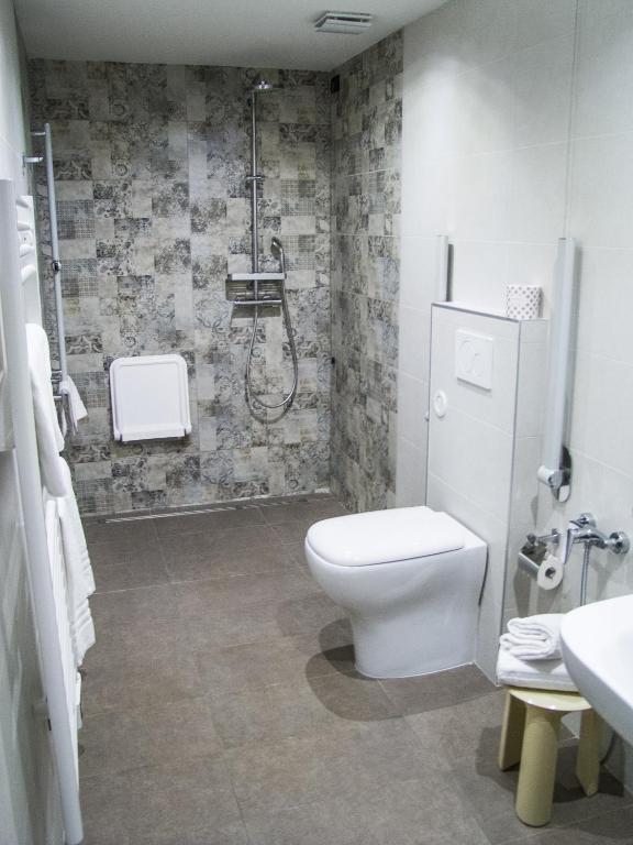 Koupelna v ubytování Hotel Ambra