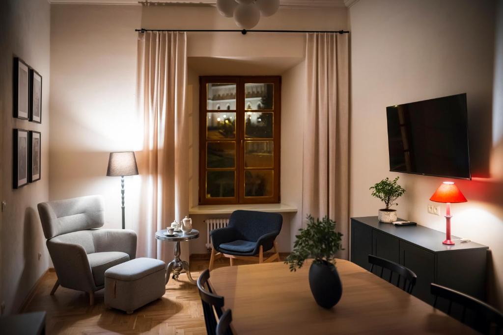 EASY RENT Apartments- Fontana Boutique - 7