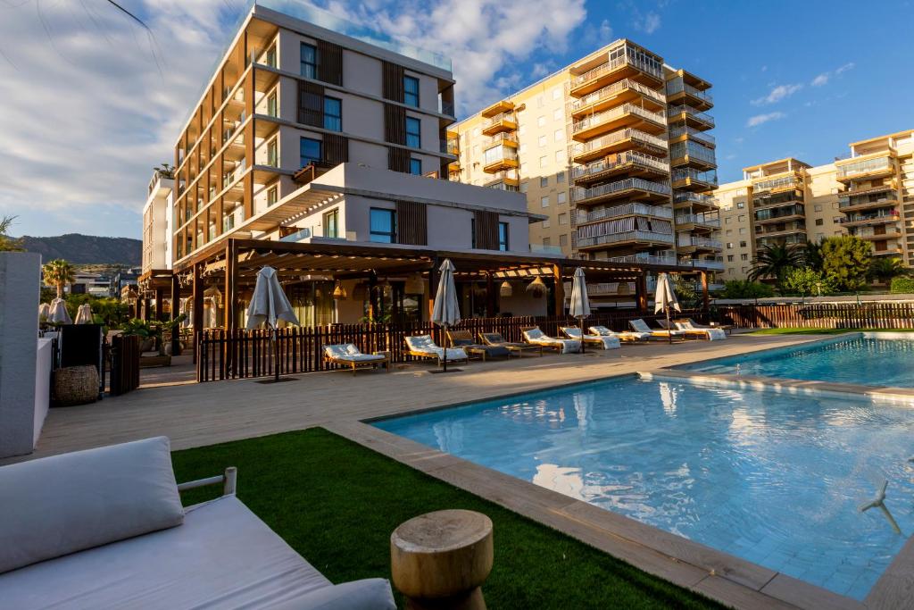 Bazén v ubytování Albades Hotel & Spa - Adults Only - 4 Star Superior nebo v jeho okolí