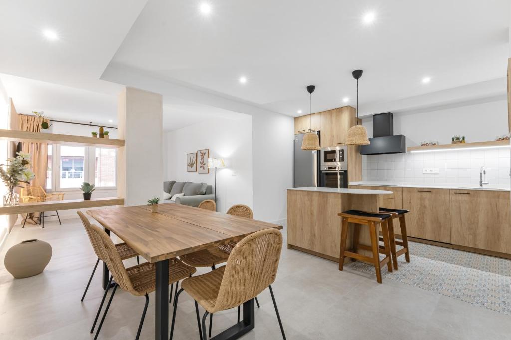 CHARLOT Center Apartment IV