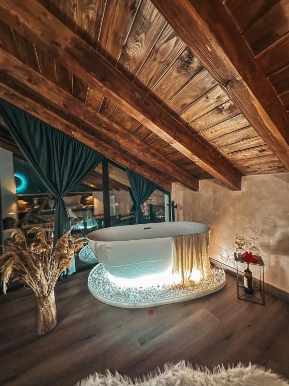 Foto dalla galleria di Guesthouse Marashi a Theth