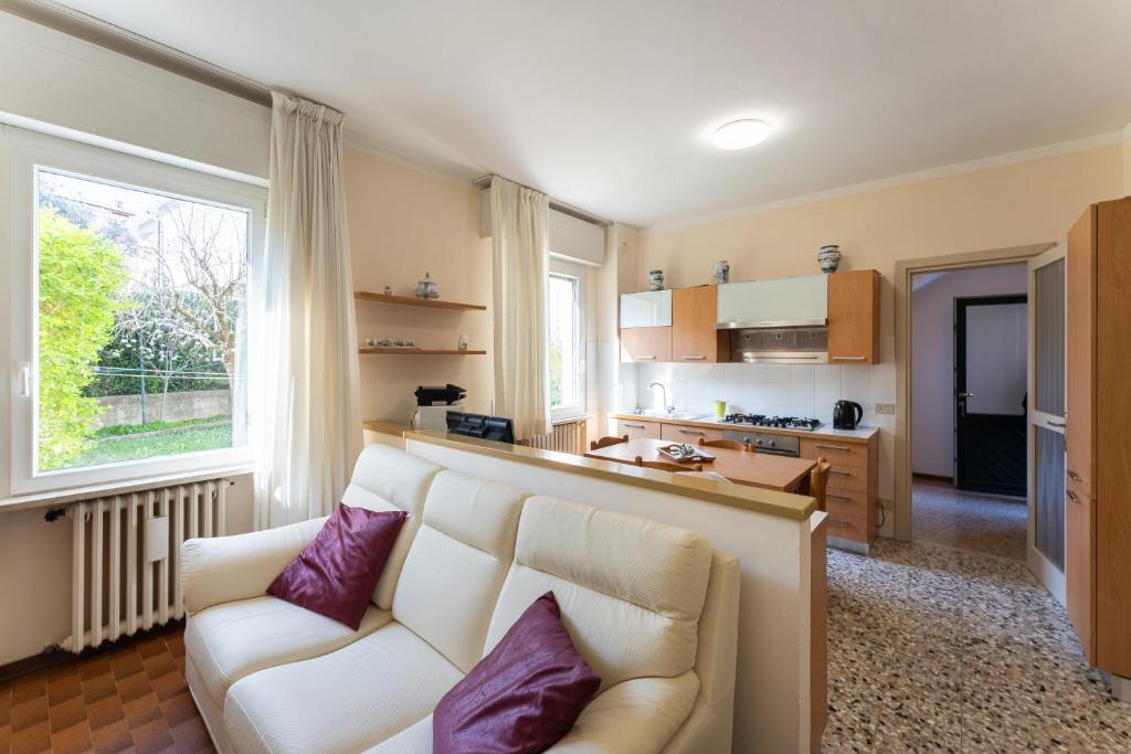 Η κουζίνα ή μικρή κουζίνα στο CASA CARLINA Pet Friendly