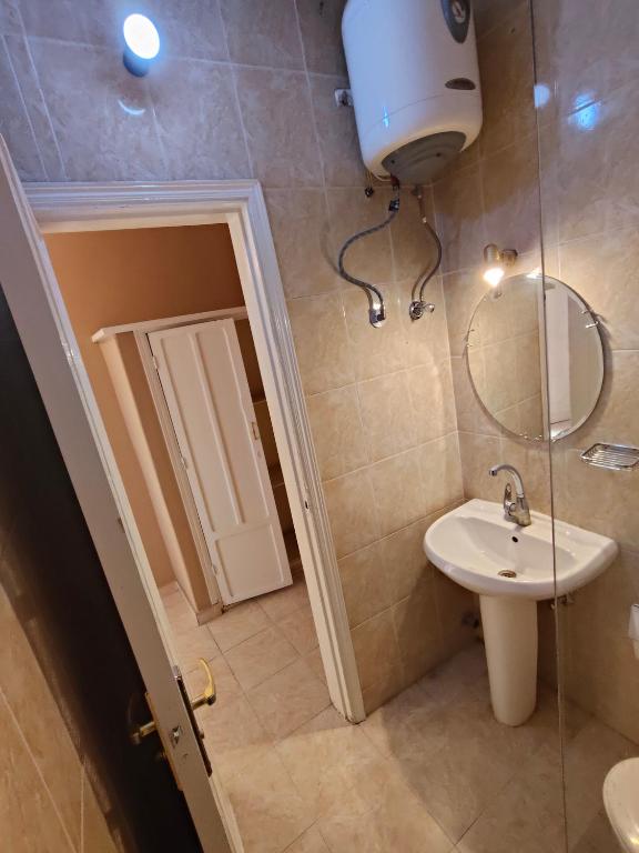 Koupelna v ubytování KR Hotel