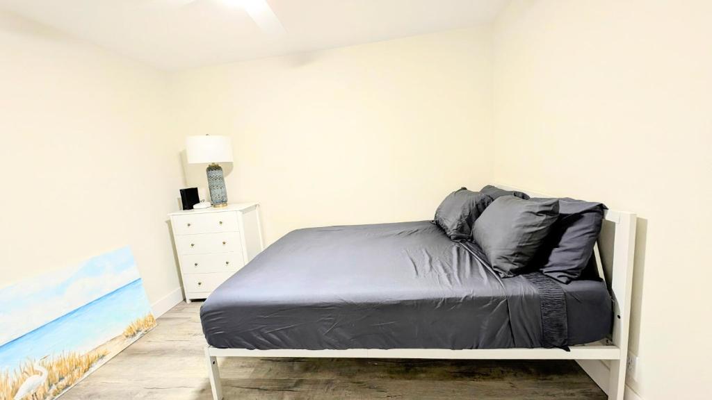 Letto o letti in una camera di Sunny Shores Retreat 2