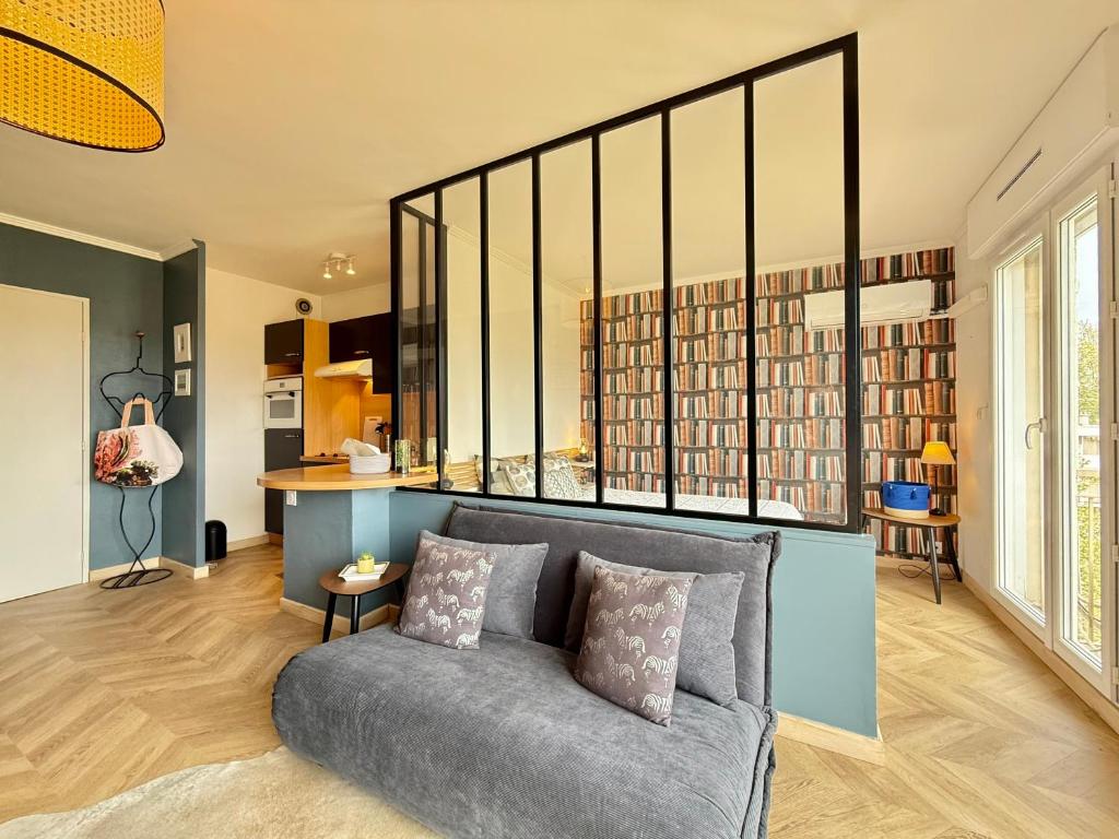 Χώρος καθιστικού στο Studio Cozy - Balcon - Centre-Ville
