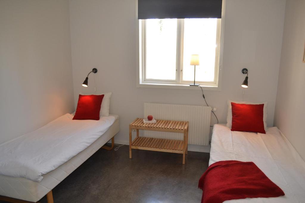 Ljungsbro Vandrarhem - Chambre Jumelle Avec Douche Partagée