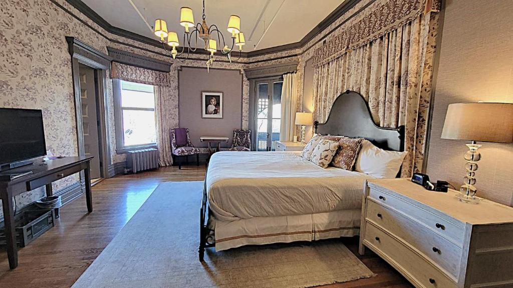 The New Victorian Mansion Bed & Breakfast - Habitación Deluxe Con Cama Extragrande
