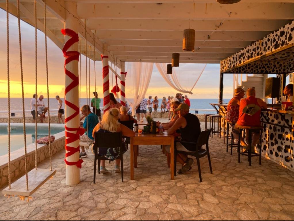Ospiti di Begona Cliff Hotel