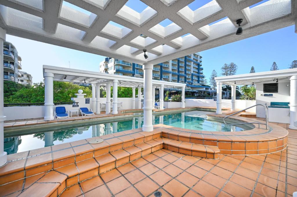 Bazén v ubytování Aegean Dream Mooloolaba Escape nebo v jeho okolí