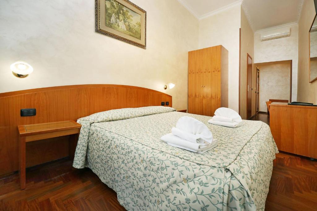 Hotel Corot - Resim 31