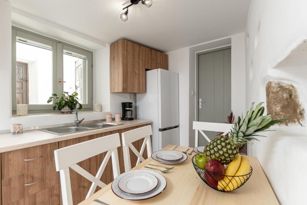 A kitchen or kitchenette at Lithorama
