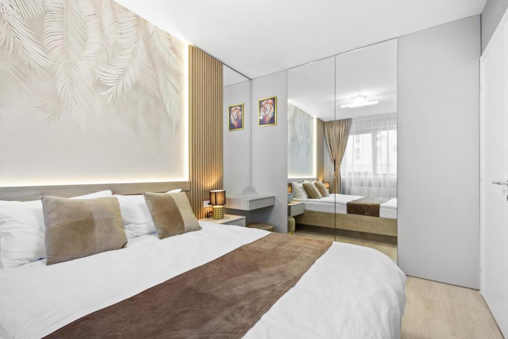Hils Apartments photo