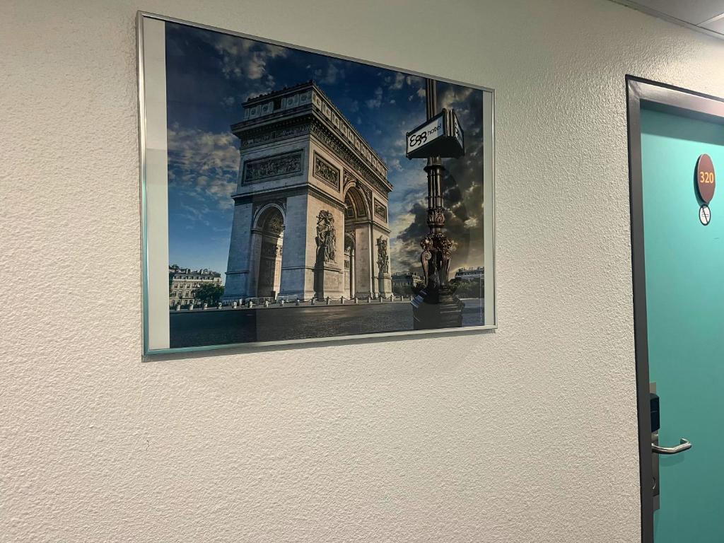 Fotografie z fotogalerie ubytování Egg Hôtel Sarcelles v destinaci Sarcelles