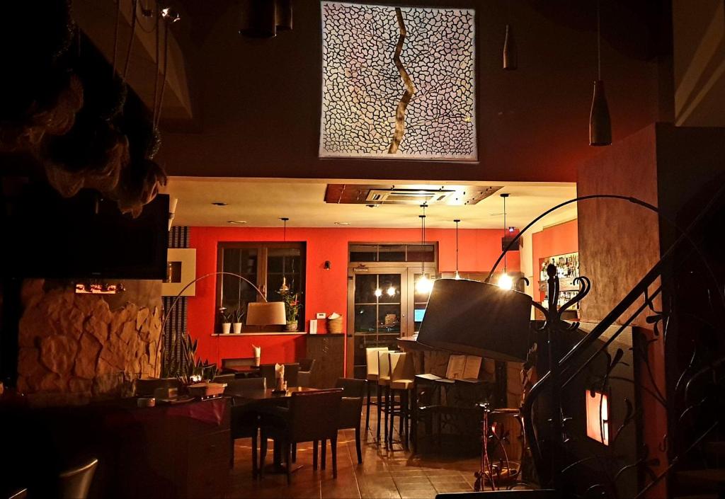 Fotografia z galérie ubytovania Tajemniczy Ogród Szczytna - Bed & Breakfast v destinácii Szczytna
