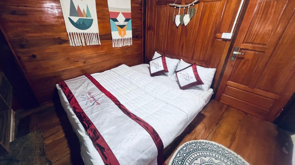 Giường trong phòng chung tại Ha Giang Loop Hostel &amp; Tours