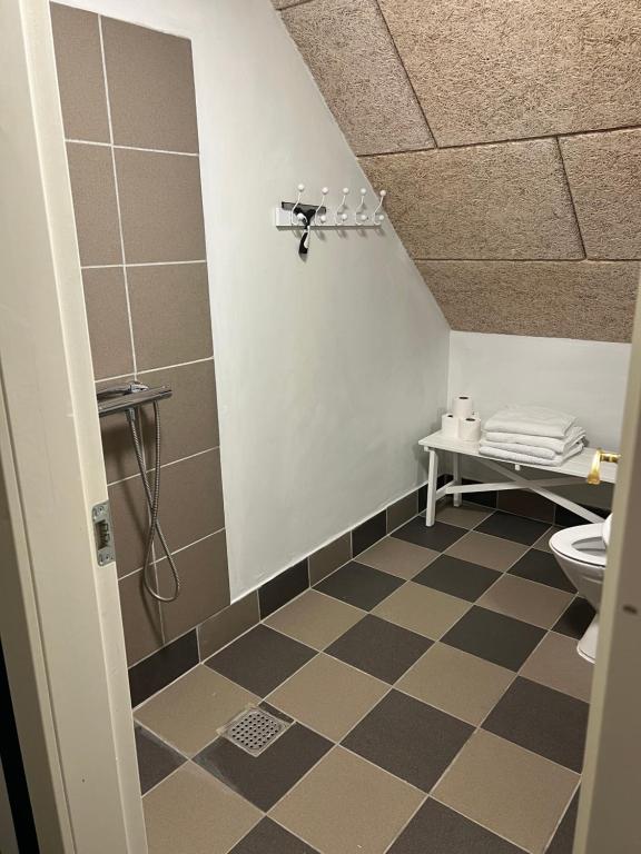 Koupelna v ubytování Øbjerggaard