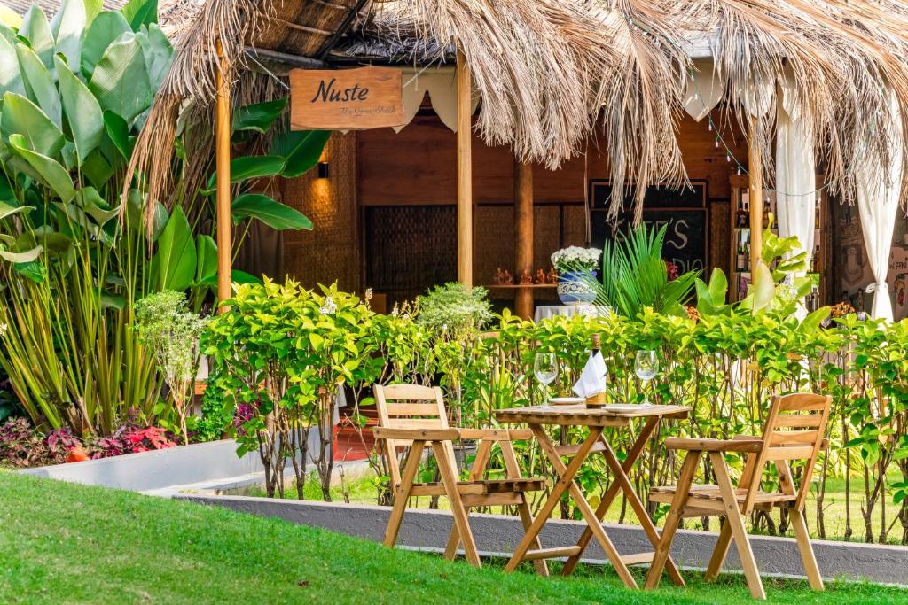 Zahrada ubytování Whispering Palms Beach Resort