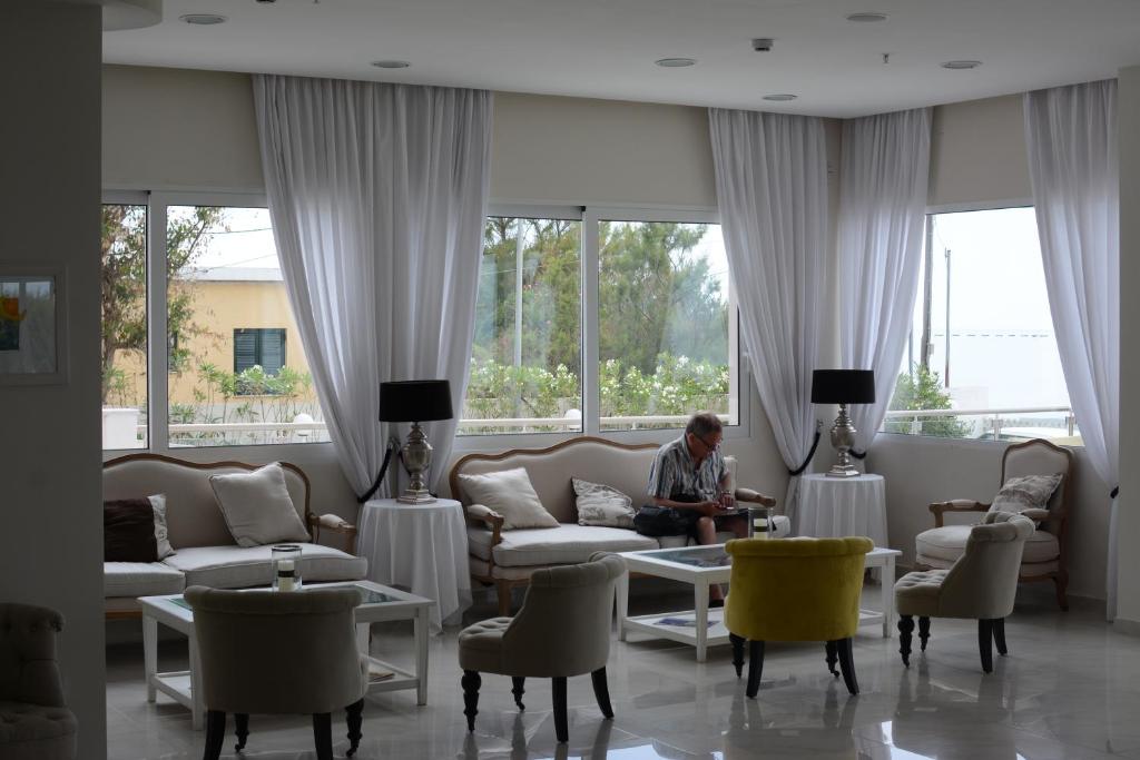 Posezení v ubytování Sidari Beach Hotel