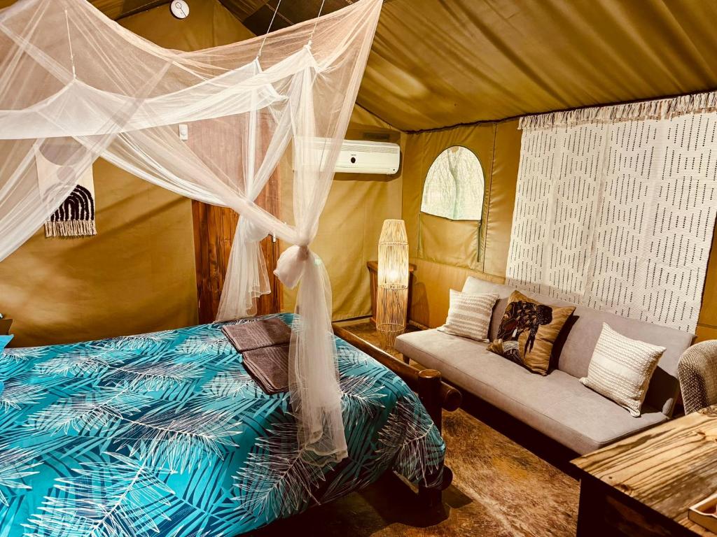 Posezení v ubytování Nyala Luxury Safari Tents