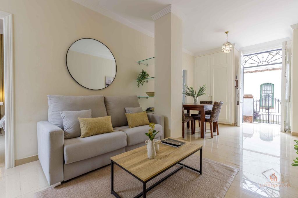 Living4malaga Ocean Glow