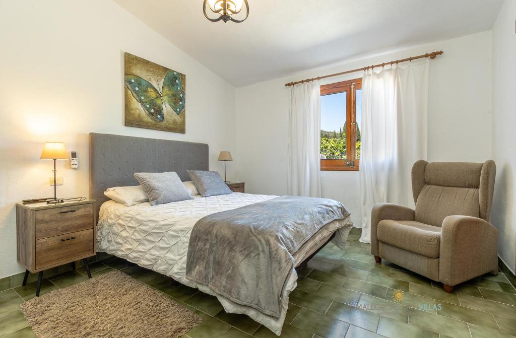 Postel nebo postele na pokoji v ubytování Villa La Sort Llarga, casa de campo para 6 personas