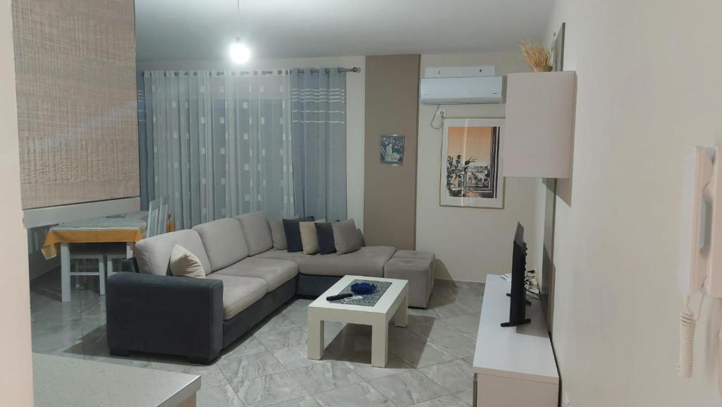 Manoli Apartments