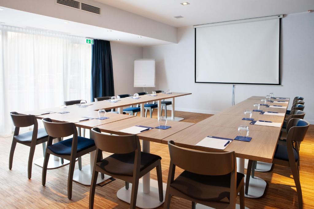 Konferenční prostory v ubytování Holiday Inn Express Neunkirchen by IHG