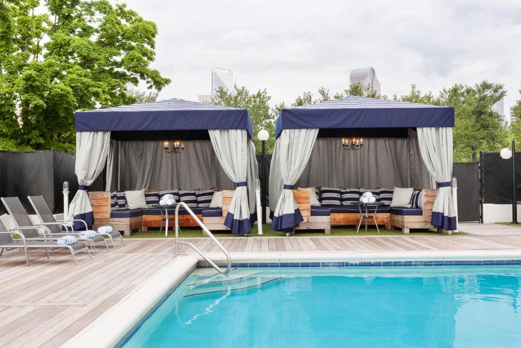 Sheraton Charlotte Hotel photo