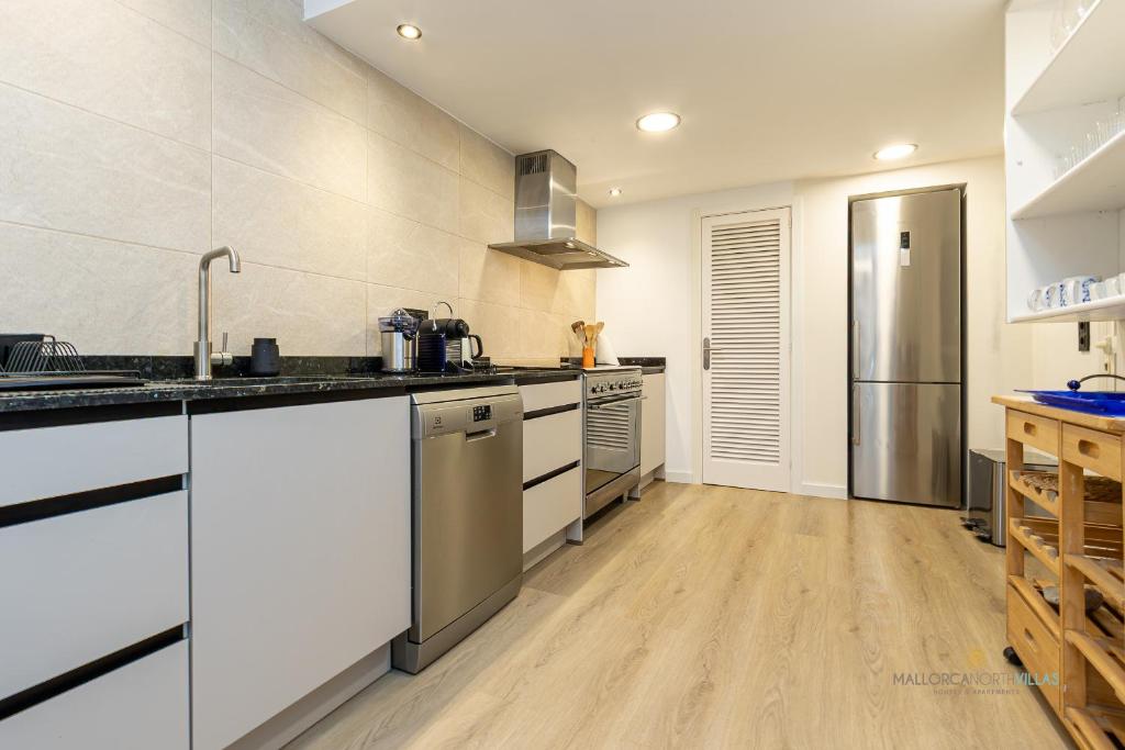 Kuchyňa alebo kuchynka v ubytovaní Apartamento Bel Planta Baja First Line Pinewalk