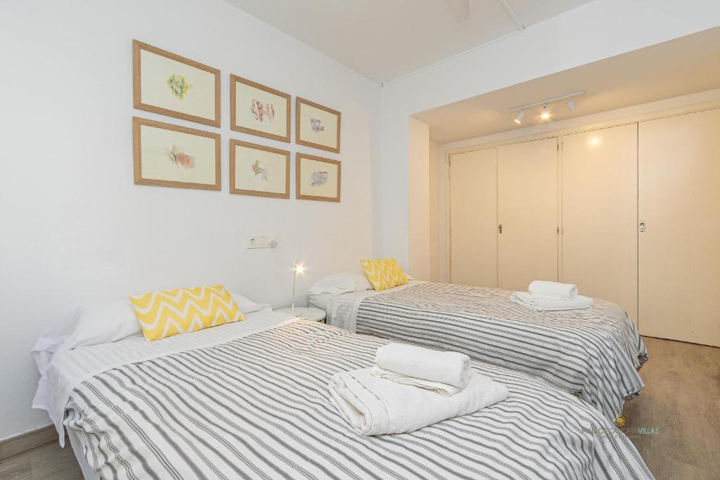 Posteľ alebo postele v izbe v ubytovaní Apartamento Bel Planta Baja First Line Pinewalk