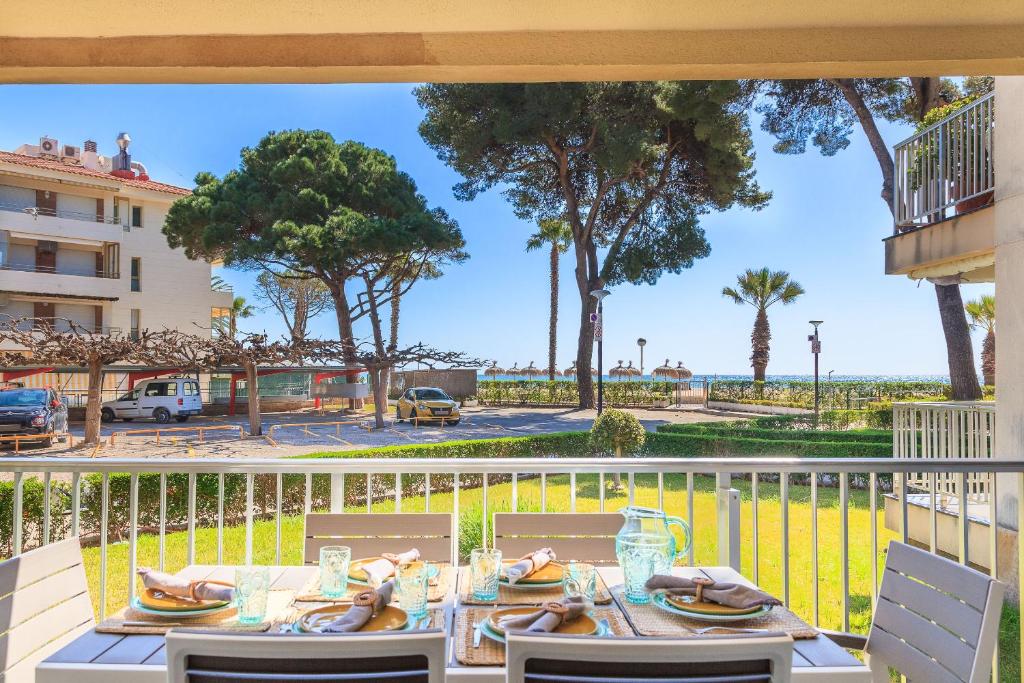UHC DMS FAMILY APARTMENTS - Appartement 2 Chambres Avec Vue Sur Jardin