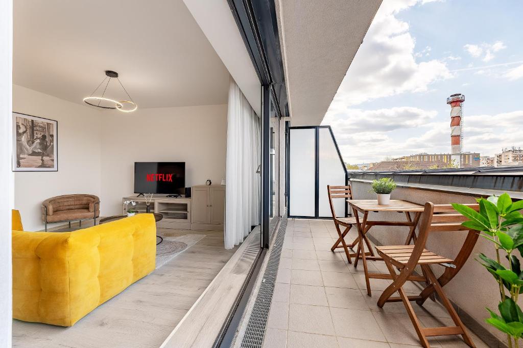 
Two-Bedroom Deluxe Apartment
