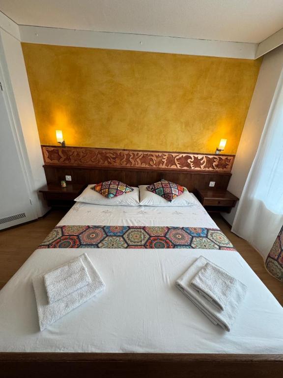 Postel nebo postele na pokoji v ubytování Hotel Post Cunter Biancardi