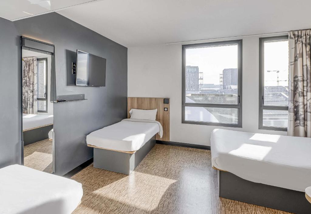 B&B HOTEL Bordeaux Bassins à flot - Resim 11